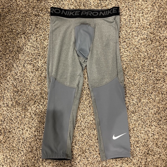 Boys Gray 3/4 Nike Pro Compression Tights - Picture 1 of 3